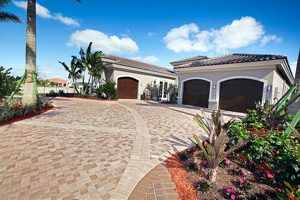 Best Driveway Resurfacing Pavers  in Country Clu, MO